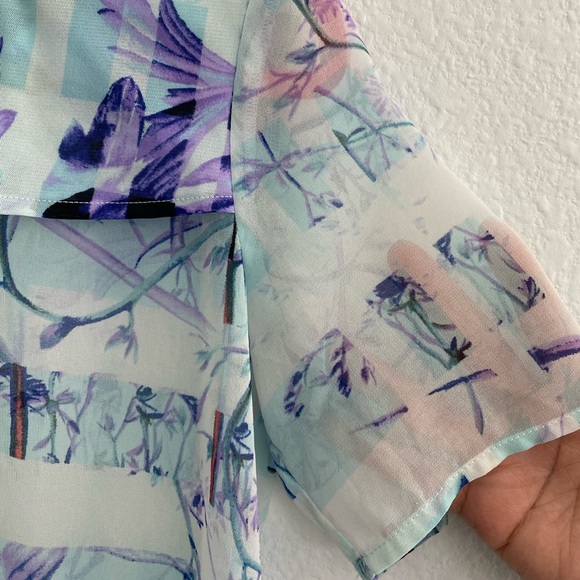 BCBGeneration Printed Yoke Overlay Aqua Shell top - Picture 6 of 10